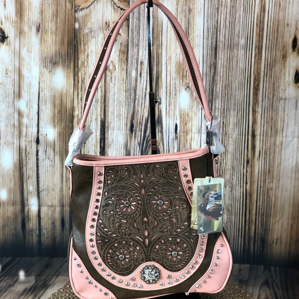 Montana West Concho Concealed Handgun Hobo - Picture 2 of 5
